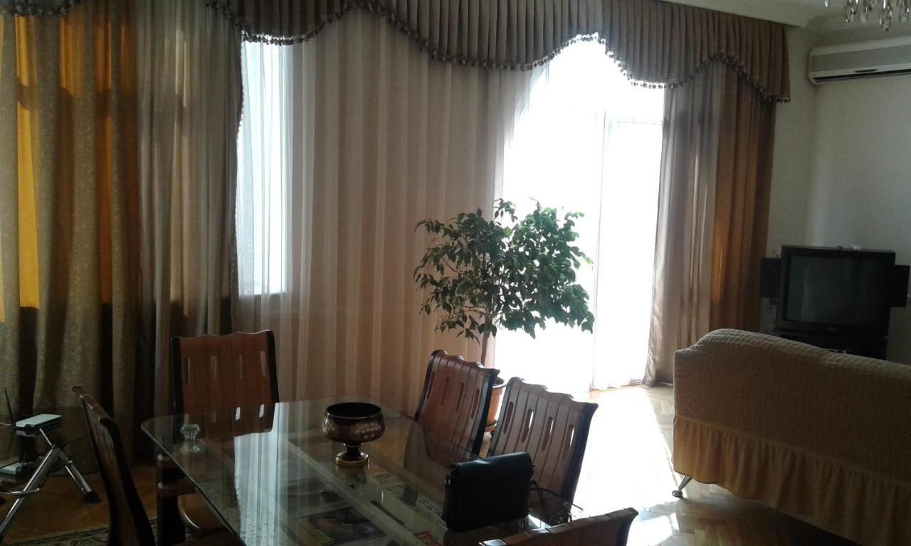 Апартаменты Neftiannikov Avenue Apartment Баку-18