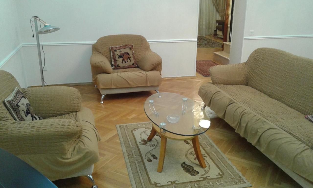 Апартаменты Neftiannikov Avenue Apartment Баку-30
