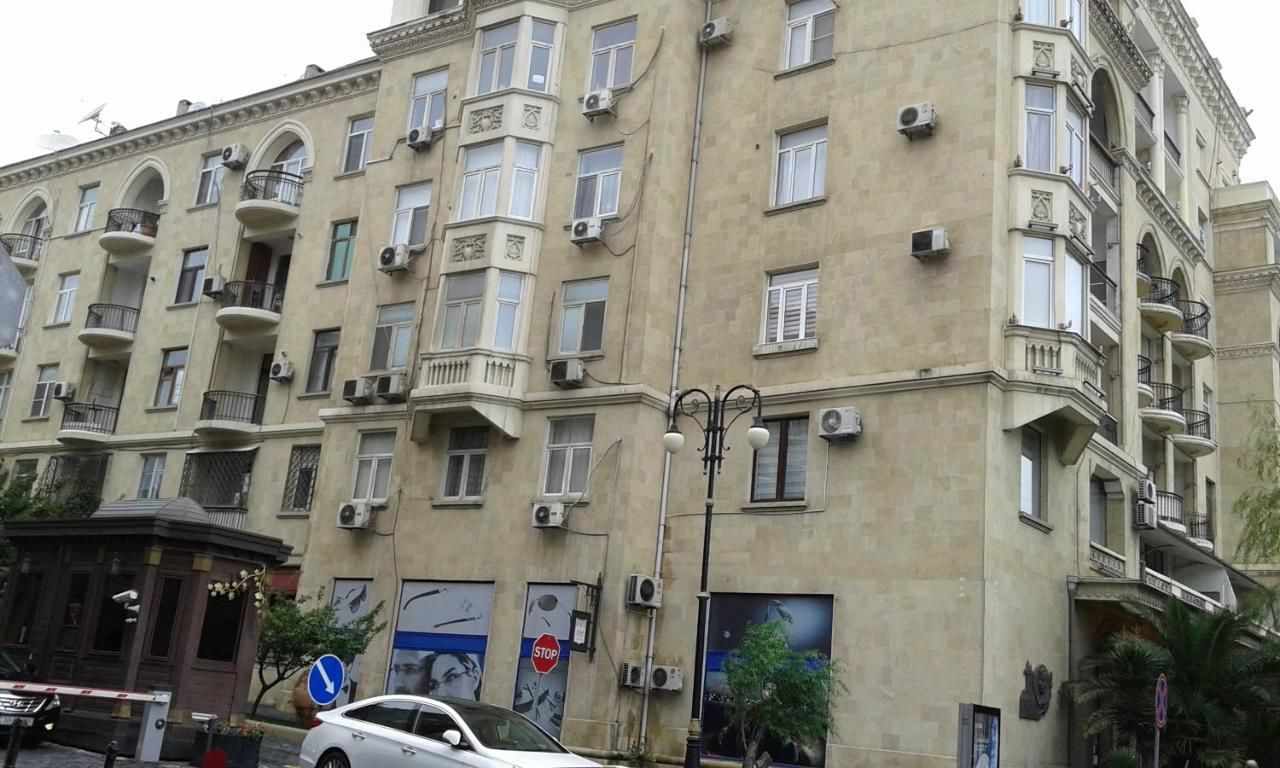 Апартаменты Neftiannikov Avenue Apartment Баку