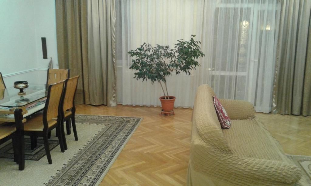 Апартаменты Neftiannikov Avenue Apartment Баку-62