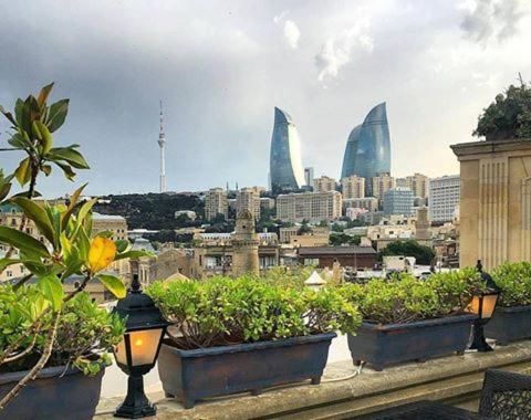 Апартаменты Neftiannikov Avenue Apartment Баку