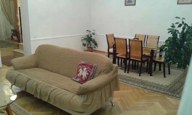 Апартаменты Neftiannikov Avenue Apartment Баку-18